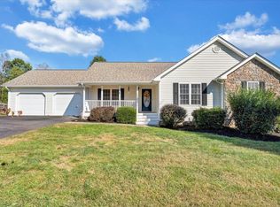 8454 Goodview Rd, Goodview, VA 24095