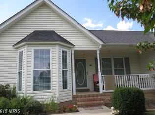 448 Larkspur Ln, Martinsburg, WV 25403