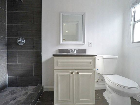 4th image of 1925 10th St APT 10