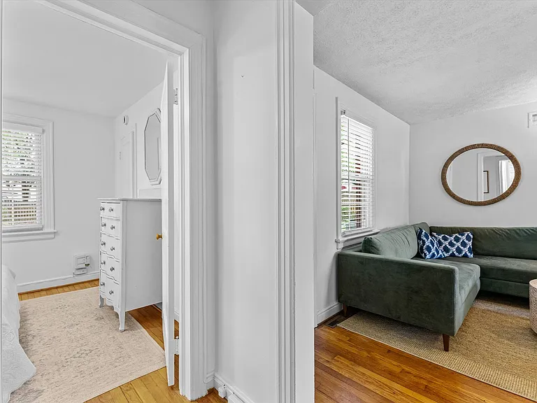 5701 Wythe Ave — Photo 4