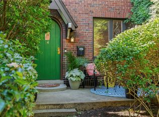 561 S Negley Ave APT 4, Pittsburgh, PA 15232