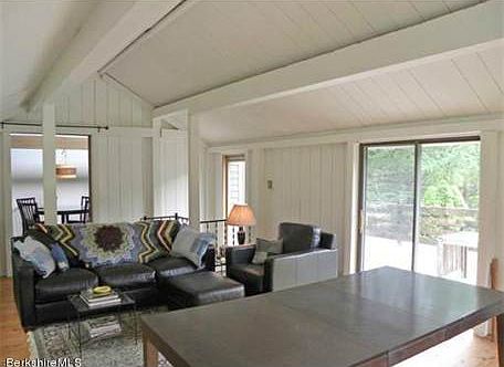 E-living area