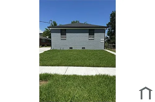 4941 Pecan St Photo 1