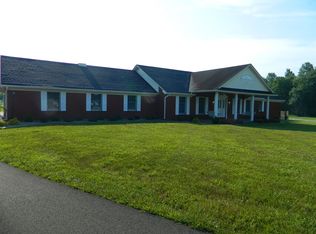 44 Middle Creek Rd, Elizabethtown, KY 42701