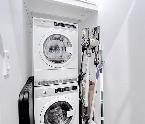 Rented by Urbane Brokerage | media 39