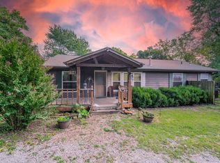 424 E Vine St, Oxford, KS 67119