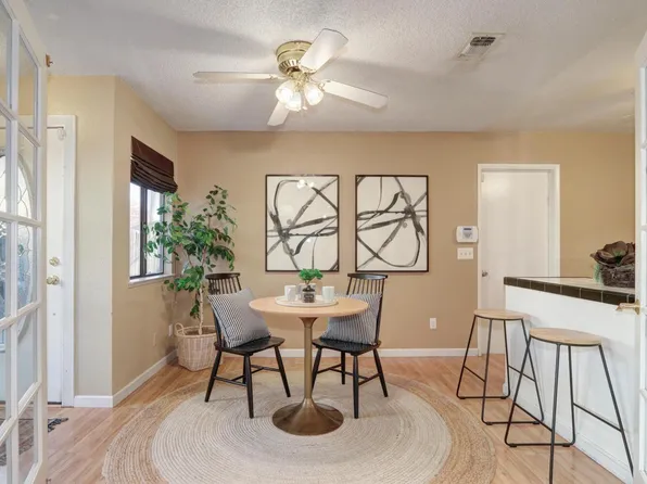 3024 53rd St, Sacramento, CA 95820