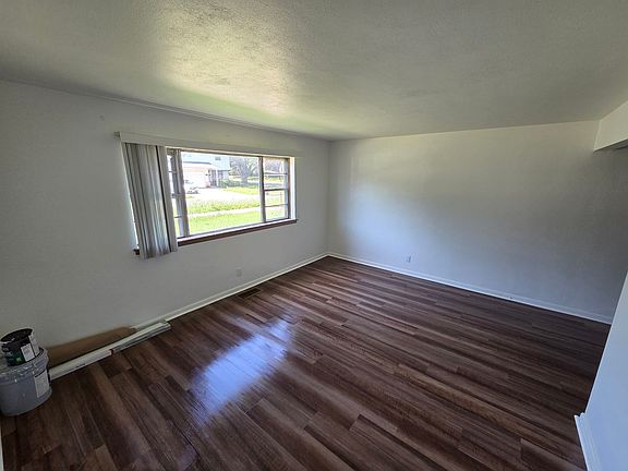 3rd image of 2908 N Rockwood Dr #2910