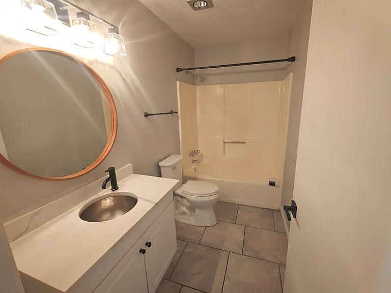 3509 Tulane Dr NE #2 — Photo 7