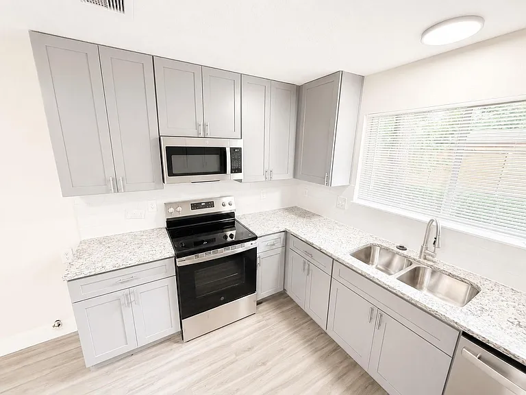 17150 Port O Call St — Photo 23