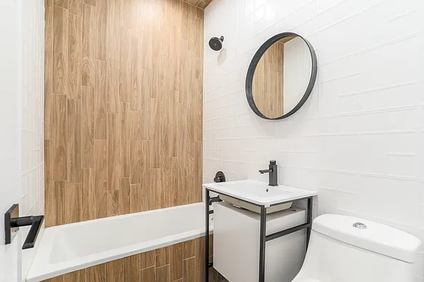 Rented by ERNY LLC | media 15