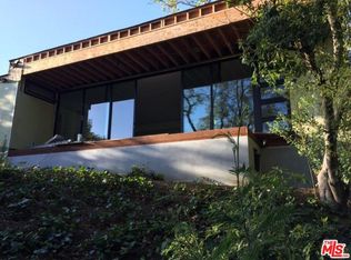 2820 N Woodstock Rd, Los Angeles, CA 90046