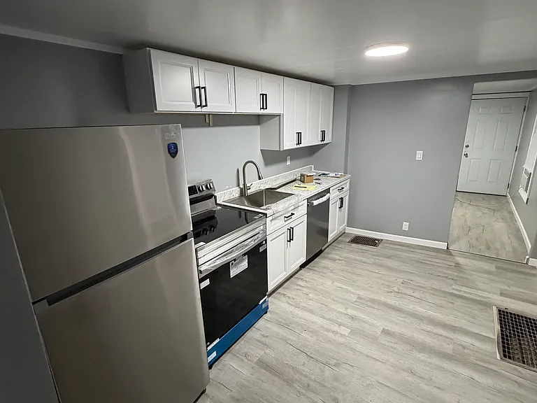 334 Franklin St #1 — Photo 1