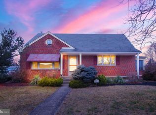 127 W Highland Ave, Spring Grove, PA 17362