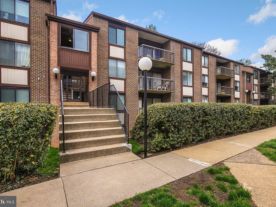 1st image of 9712 Kingsbridge Dr APT 4