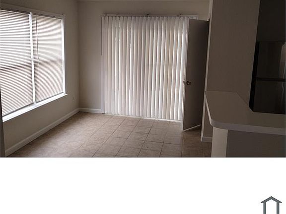 5th image of 13520 Coomes Dr