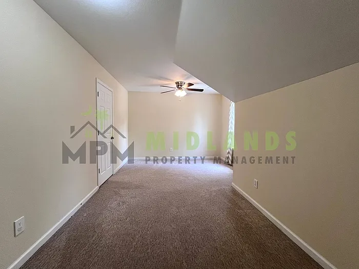 40 Rustyred Ct — Photo 71