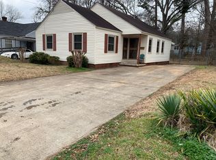 829 Poplar St, Grenada, MS 38901