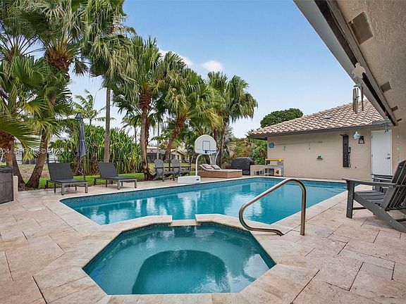 3rd image of 8681 NW 53rd Ct