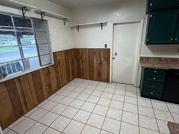 5th image of 1506 Bryan Cir