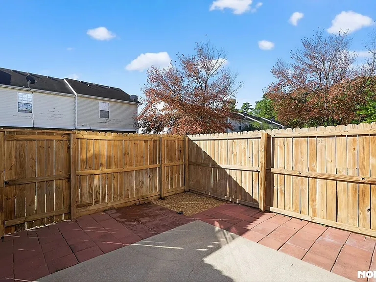 38 Princeton Glen Ct — Photo 29