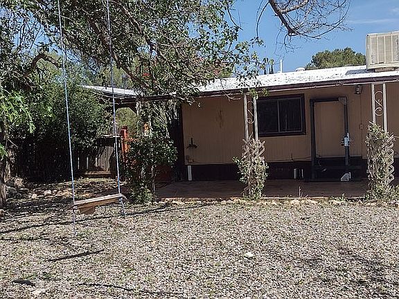 3rd image of 5030 Manzanita Dr