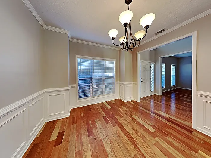 486 Astoria Way — Photo 4