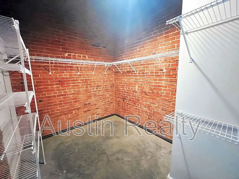 901 Washington Ave #301 — Photo 7