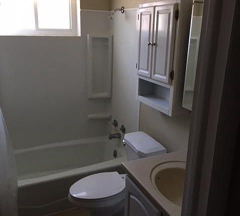 4th image of 3902 Avenue D