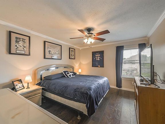 3rd image of 11719 Pebble Sands Dr