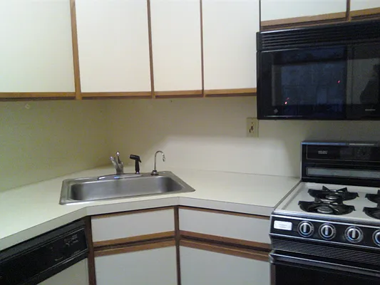 Rented by Geraldine Capasso, LREB | media 17