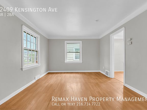 3rd image of 12409 Kensington Ave
