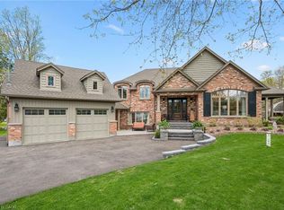 2073 Maplewood Rd, Wellesley, ON N0B 2M0