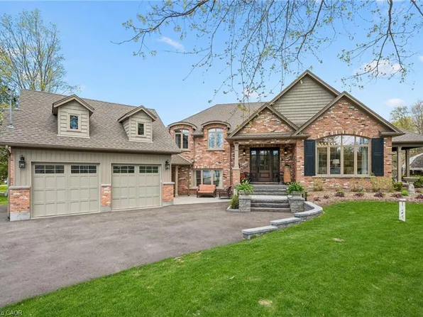 2073 Maplewood Rd, Wellesley, ON N0B 2M0
