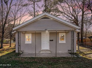 800 E Lizzie Street, Selma, NC 27576