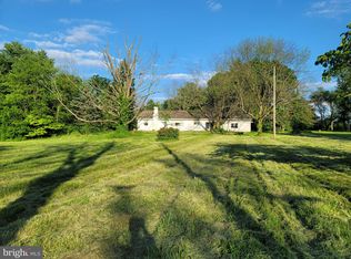 2126 Needhammer Rd, Pottstown, PA 19464