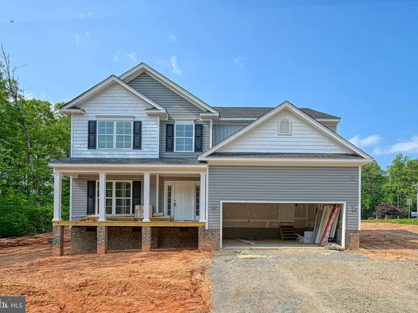 379 Fairview Dr, Mineral, VA 23117