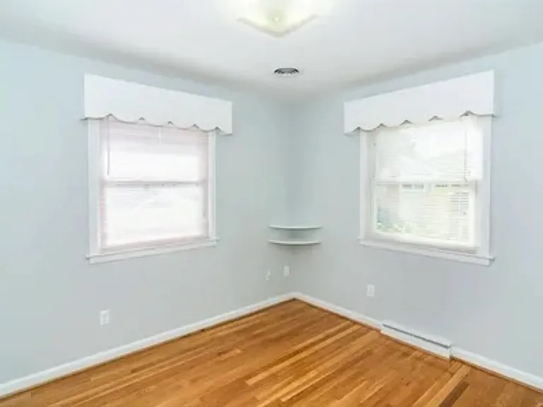 301 Meadowspring Rd — Photo 18