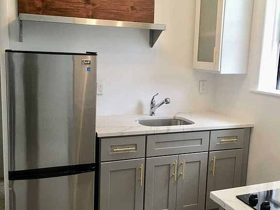2nd image of 436 Anderson Ave #1