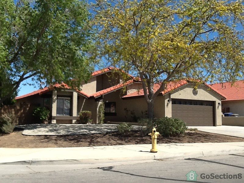 2nd image of 3553 Strawberry Ct
