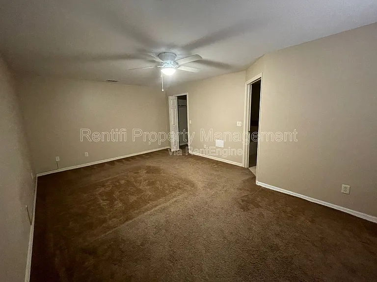 1710 SW 10th Pl — Photo 8