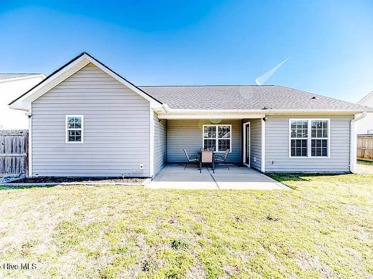224 Roanoke Dr — Photo 44