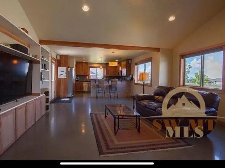 4020 Annie St — Photo 13