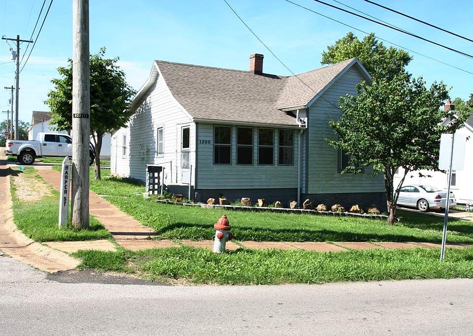 1st image of 1200 W Harper St