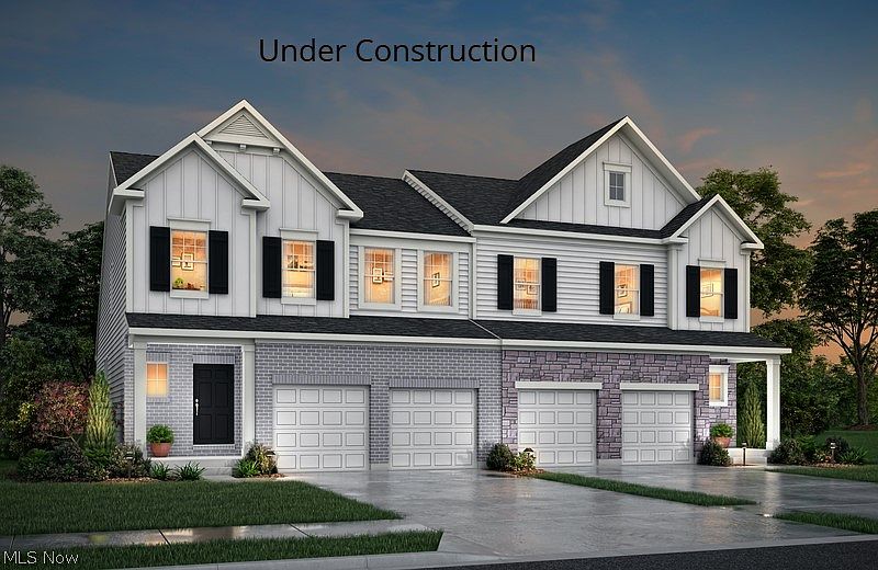 1st image of 2073 Glenmont Dr