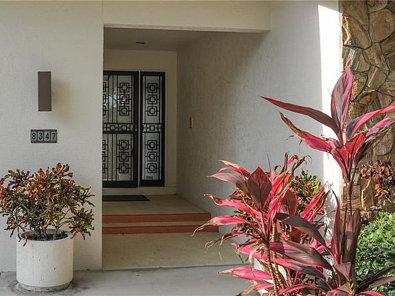 2nd image of 8347 Cypress Hollow Dr