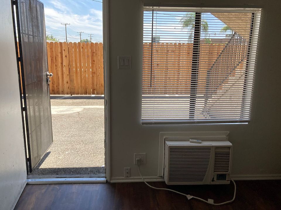 1st image of 1912-1914 Whittier Blvd #1914A