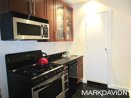 Rented by Mark David | media 10