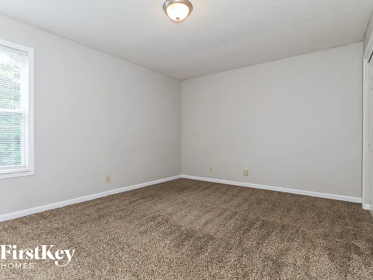 7386 Sterling Springs Way — Photo 9