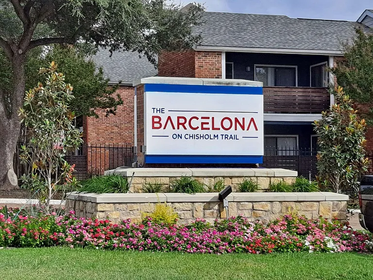 Barcelona on Chisholm Trail — Photo 26